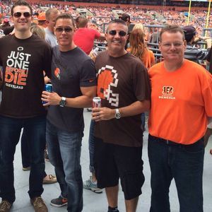 Meet your Posher, Shawn